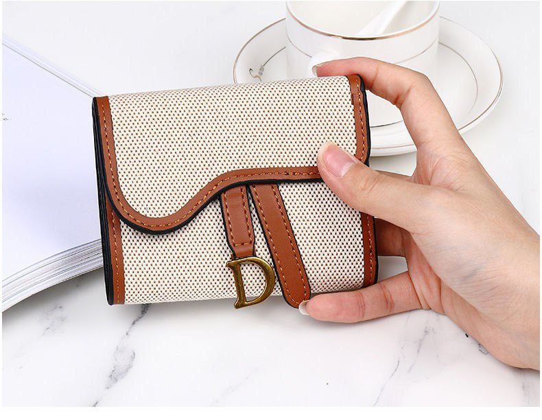 /public/uploads/photos/shares/Suzy bags/IMG_4553.jpeg